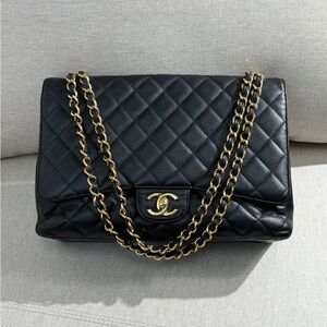 CHANEL Black Caviar Classic Double Flap Maxi GHW